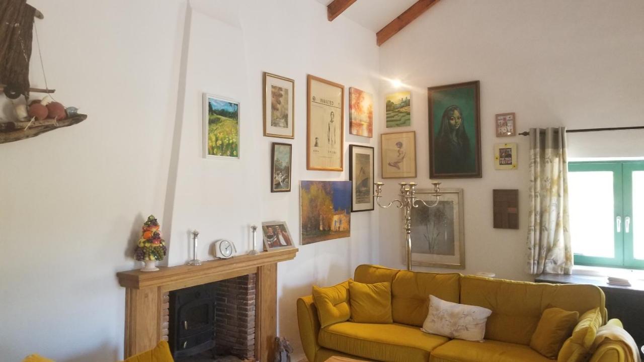 Appartement Dorinda à Agia Marina  Extérieur photo